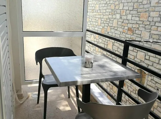 Elizabeth 4* Himarë