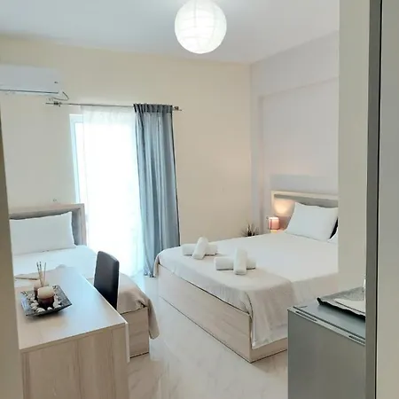 Elizabeth Aparthotel *